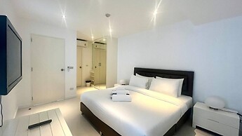 B14 - 2 Bedroom Condo With Pool Access, Karon Beach