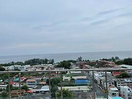 B14 - 2 Bedroom Condo With Pool Access, Karon Beach