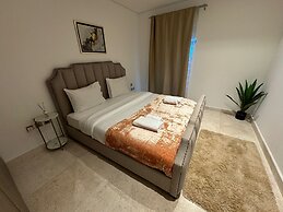 Excellent 2BR at Sterling Business Bay
