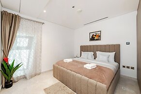 Excellent 2BR at Sterling Business Bay