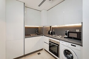 Excellent 2BR at Sterling Business Bay