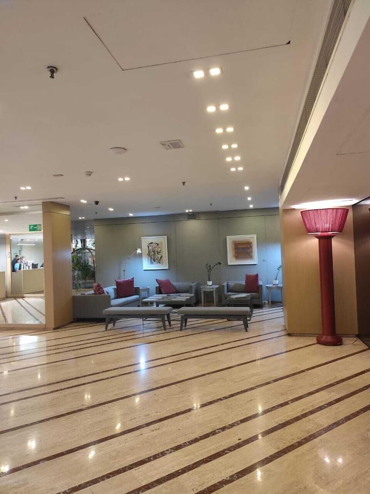 Hotel Altamira Suites