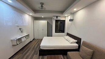 Era Apartment Ha Yen Quyet