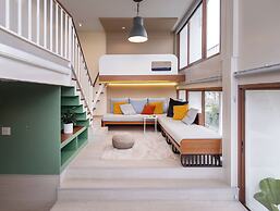 Bedtime Storeys