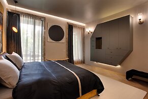 Room12