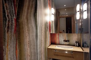 Room12