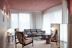 Room12