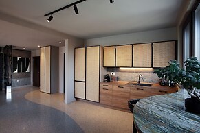 Room12