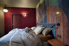 Room12