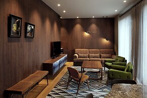 Room12