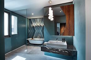 Room12