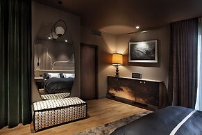 Room12