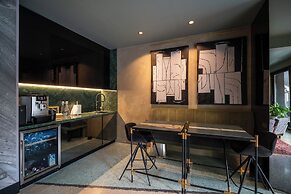 Room12