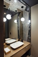 Room12