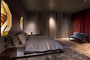 Room12