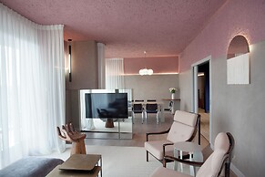 Room12
