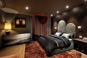 Room12
