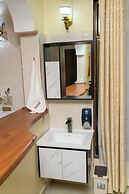 Dubai infinite luxury suites