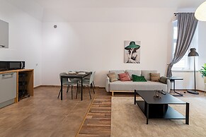 RentPlanet - plac Uniwersytecki