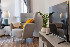 RentPlanet - plac Uniwersytecki