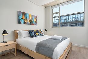 Luxury 2 Bedroom Mountain Views