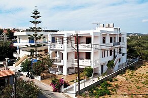 Captain Michalis Apartments - 750m from Kalamaki beach