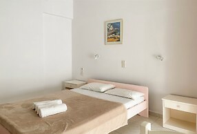 Captain Michalis Apartments - 750m from Kalamaki beach
