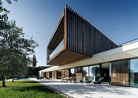 Eden Reserve Hotel