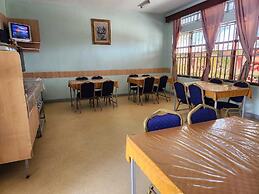 KENLANDS RELAX INN