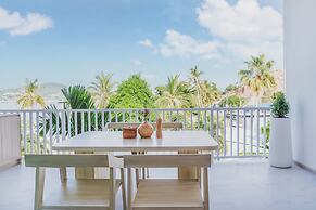 Replay Pool Villa
