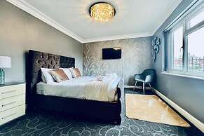 13 Guests - Free Parking - Manchester House