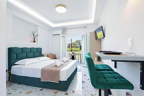 Anais Luxury Living Green