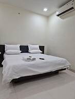 Hotel Shree Aaradhy