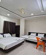 Hotel Shree Aaradhy