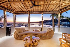 Sunset House Ceningan
