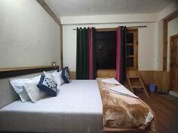 Orange Sky Homestays Jibhi