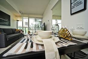 Blue Jays Suites