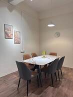 Leo66 Guesthouse