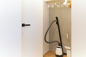 Frontier Comfort Kita-Ikebukuro by Tranova