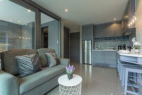 Nicest Condo in City gate Kamala  c118