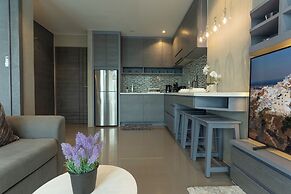 Nicest Condo in City gate Kamala  c118