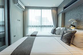 Nicest Condo in City gate Kamala  c118