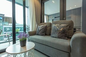 Nicest Condo in City gate Kamala  c118