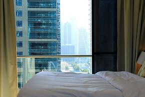 Cosmos Living - Goldcrest Views1