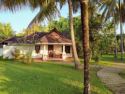 Palmgrove Lake Resort