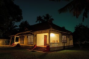 Palmgrove Lake Resort