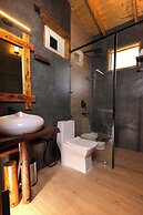 Koro Treehouse Resort