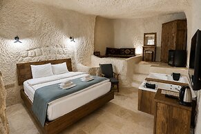 Kayaharman Cave Suites