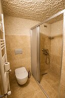 Kayaharman Cave Suites