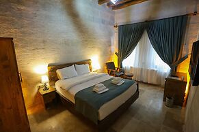 Kayaharman Cave Suites